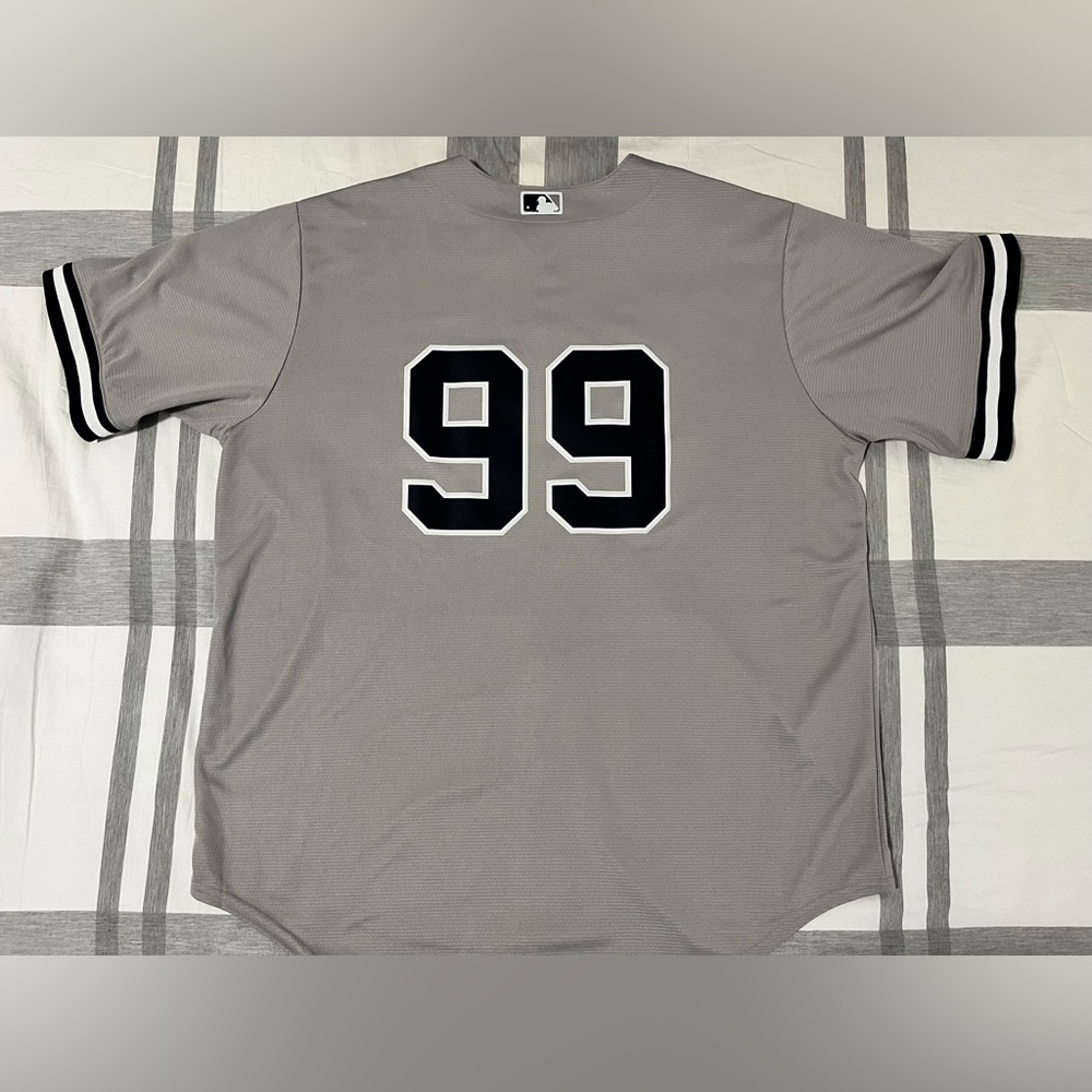 Aaron Judge Yankees Road Jersey (XL)